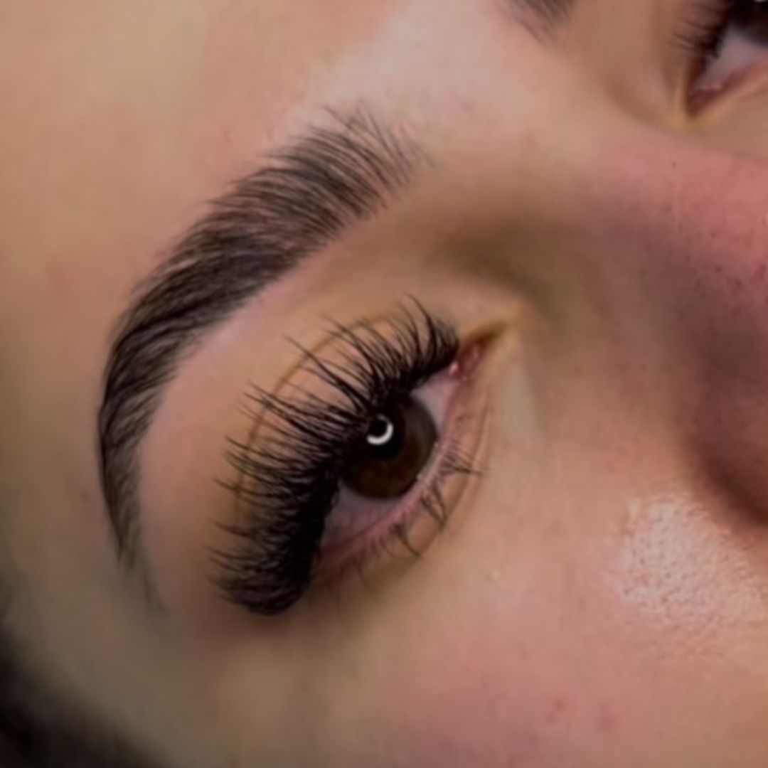 Lash Lifting and Tinting